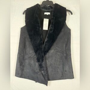 New Direction Black Faux Suede and Fur Collared Sweater Vest Size Small NWT